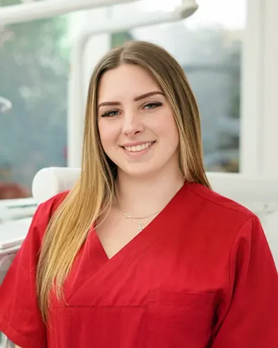 Frau-Schinker-Behandlungsassistenz-Praxis-Bahlmann Kopie-Edit Kopie